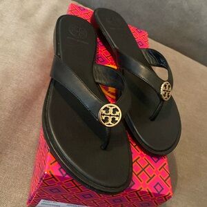 Black Tory Burch size 7 women’s sandals